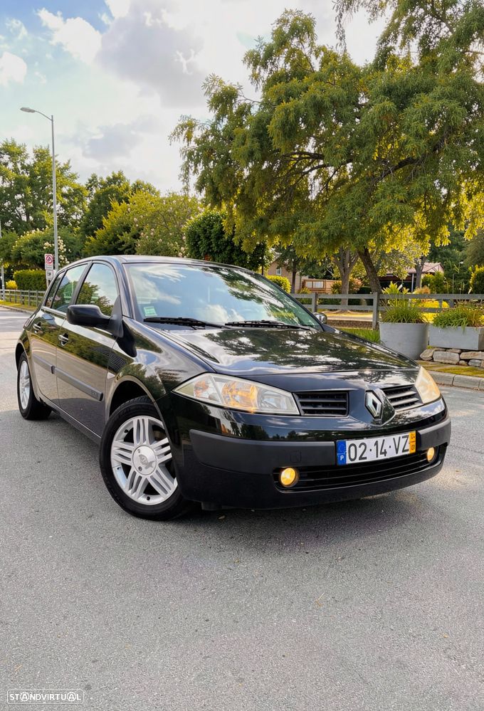 Renault Mégane 1.5 dCi Confort Dynamique - 1