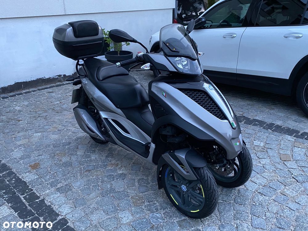 Piaggio MP-3 - 6