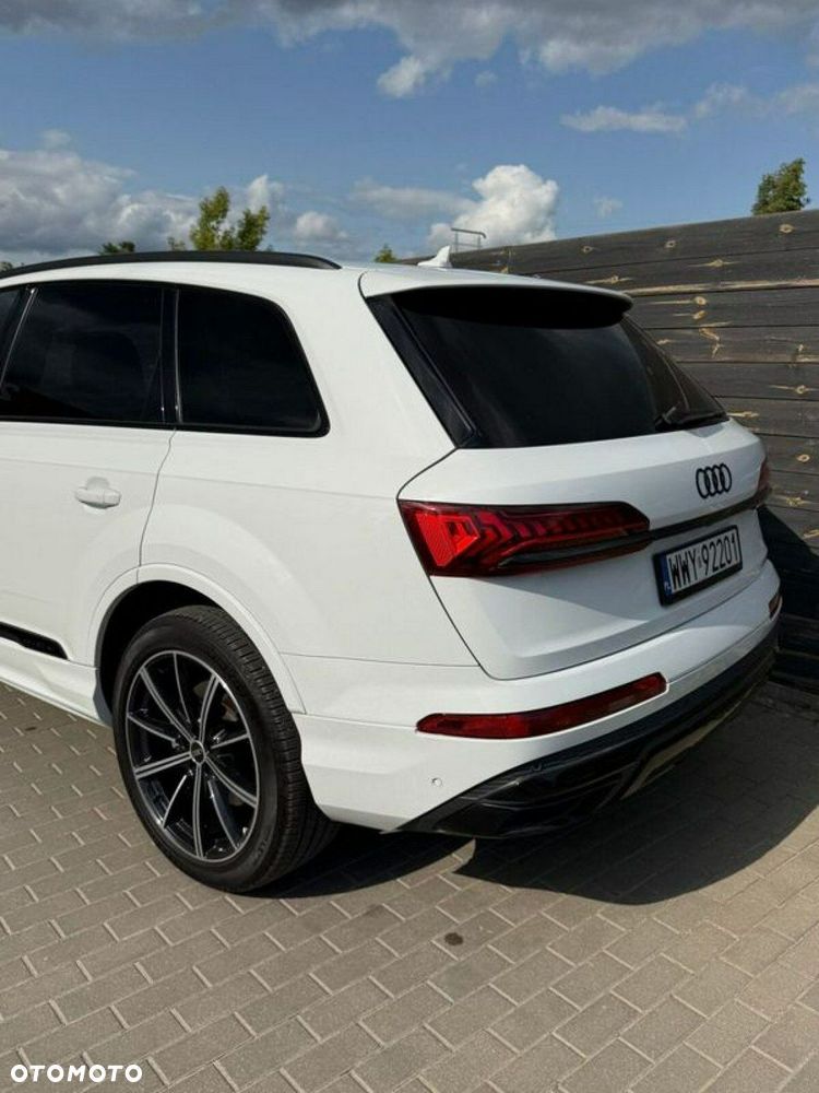 Audi Q7 - 11