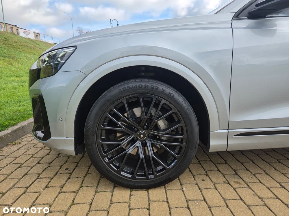 Audi Q8 - 16