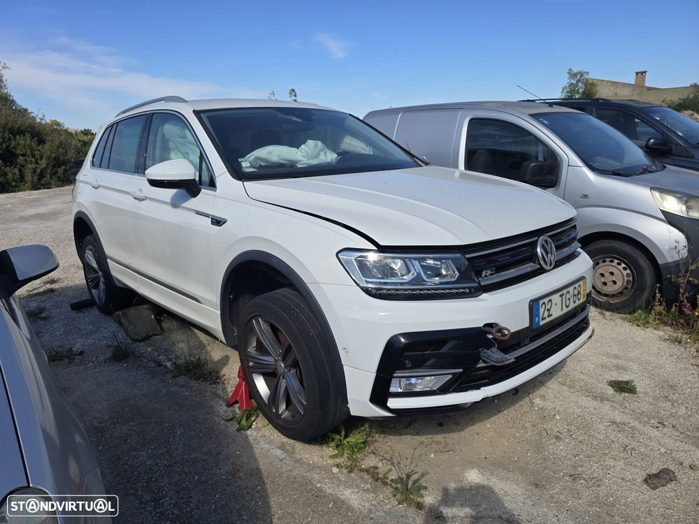 VW Tiguan 2.0 TDI R-Line DSG 4Motion - 5