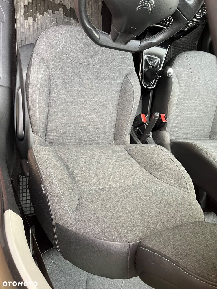 Citroën C3 1.2 PureTech Exclusive - 16