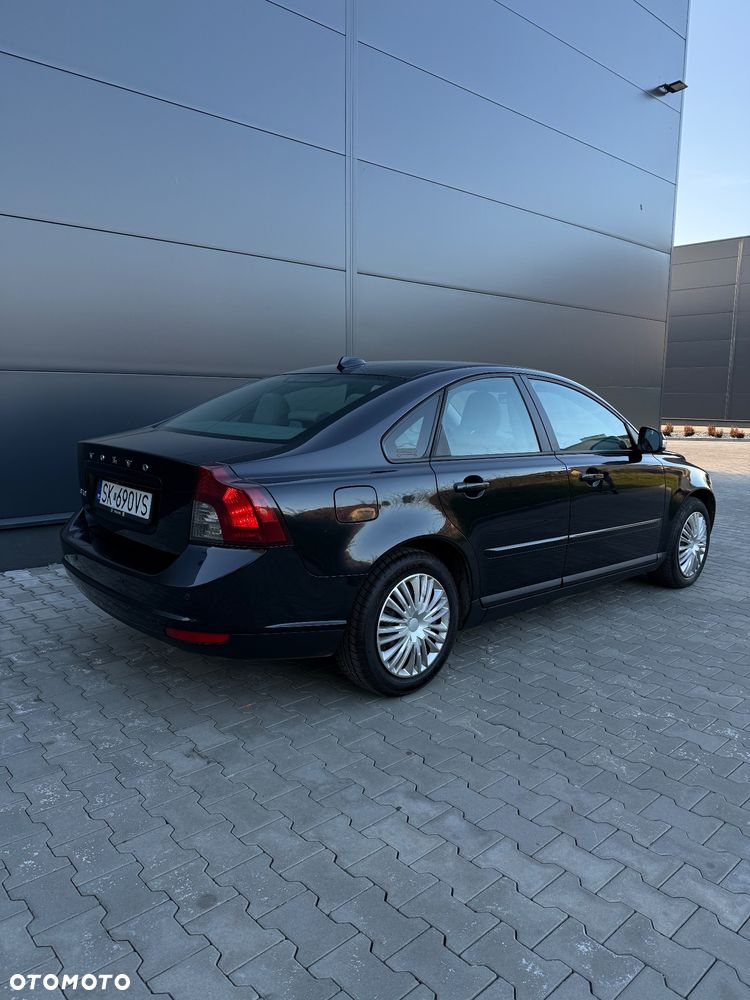 Volvo S40 2.0D Momentum - 4