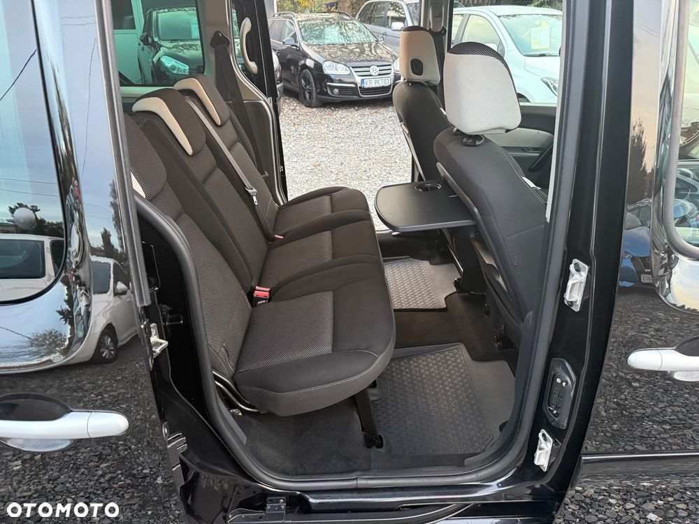 Renault Kangoo 1.6 16V Privilege Plus - 21