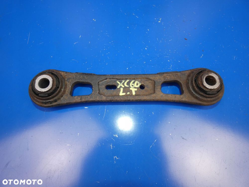 VOLVO XC60 I WAHACZ LEWY PRAWY TYŁ TYLNY - 2