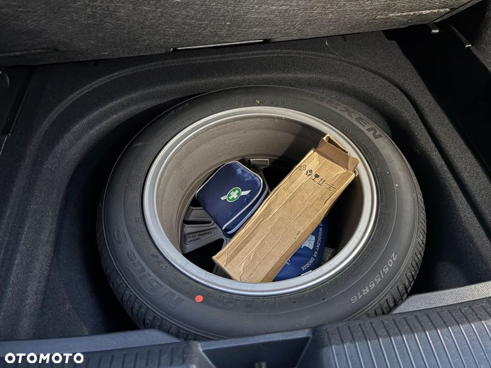 Volkswagen Golf 1.5 eTSI EVO Style DSG - 32