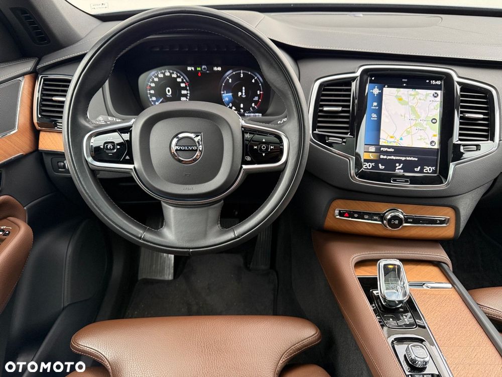 Volvo XC 90 - 18