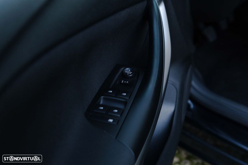 Opel Astra Sports Tourer 1.5 D Business Edition S/S - 9