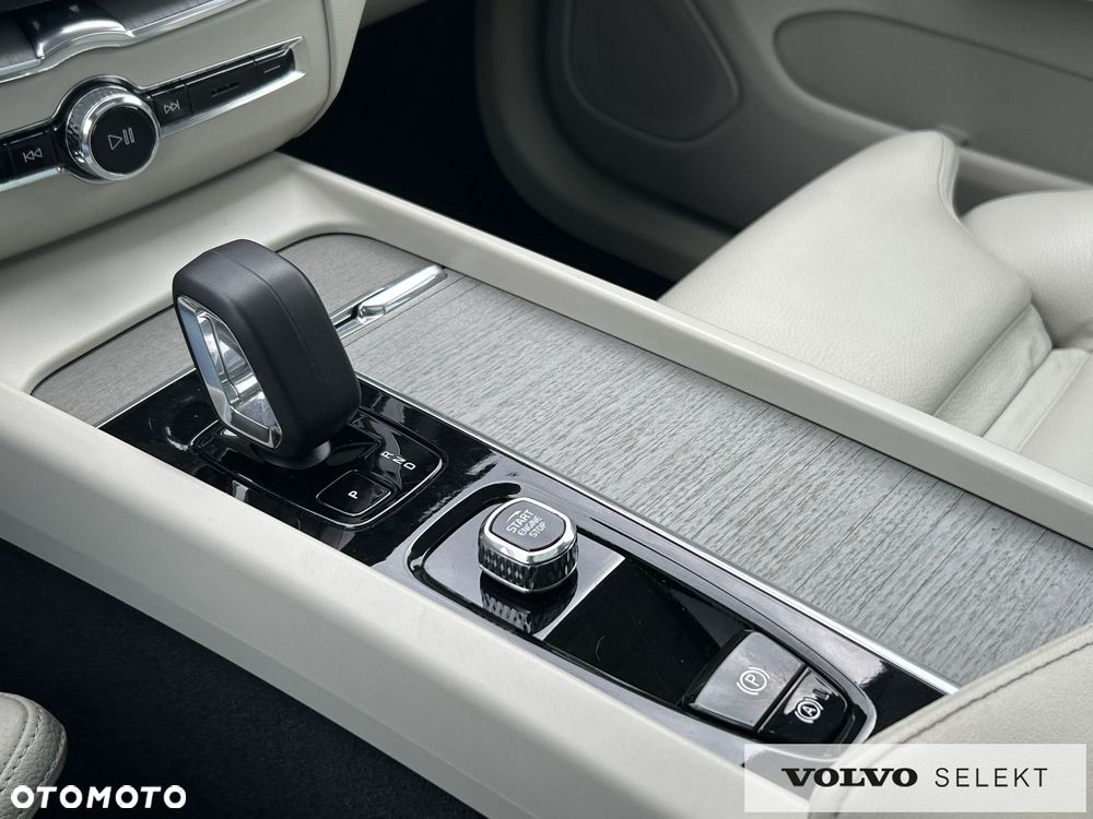 Volvo XC 60 - 23