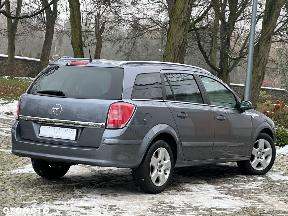 Opel Astra 1.6 Edition - 24