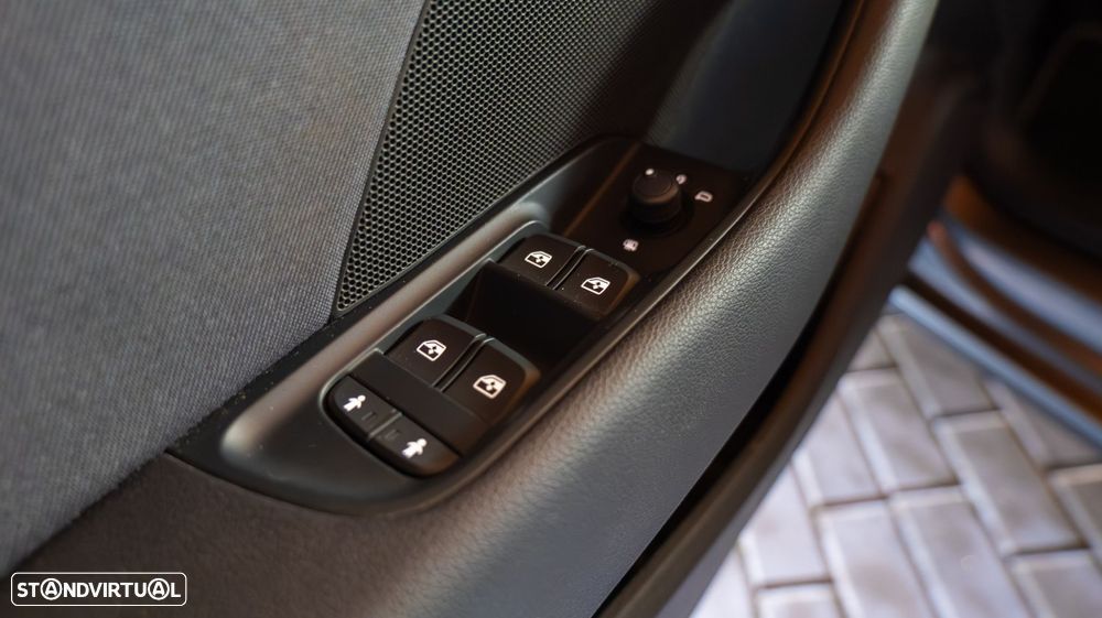 Audi A3 Sportback 1.6 TDI Design - 12