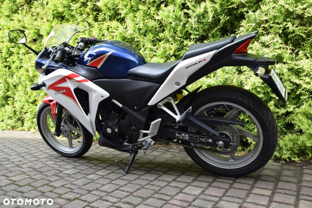Honda CBR - 4