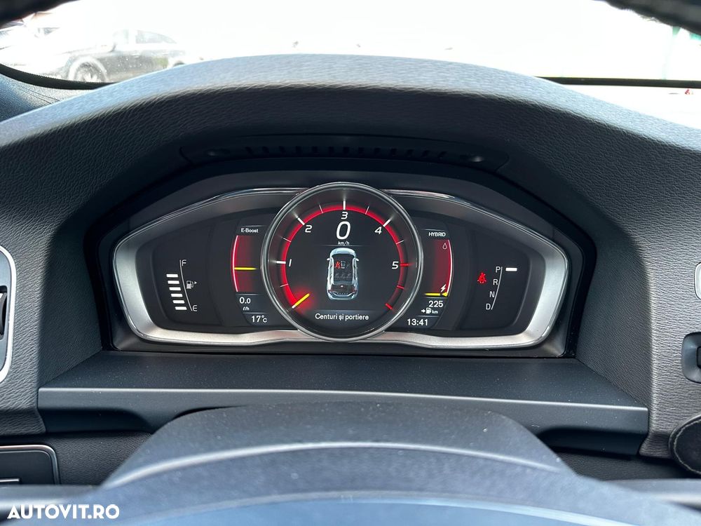 Volvo V60 D6 Plug-In-Hybrid AWD Geartronic Pure Limited - 17
