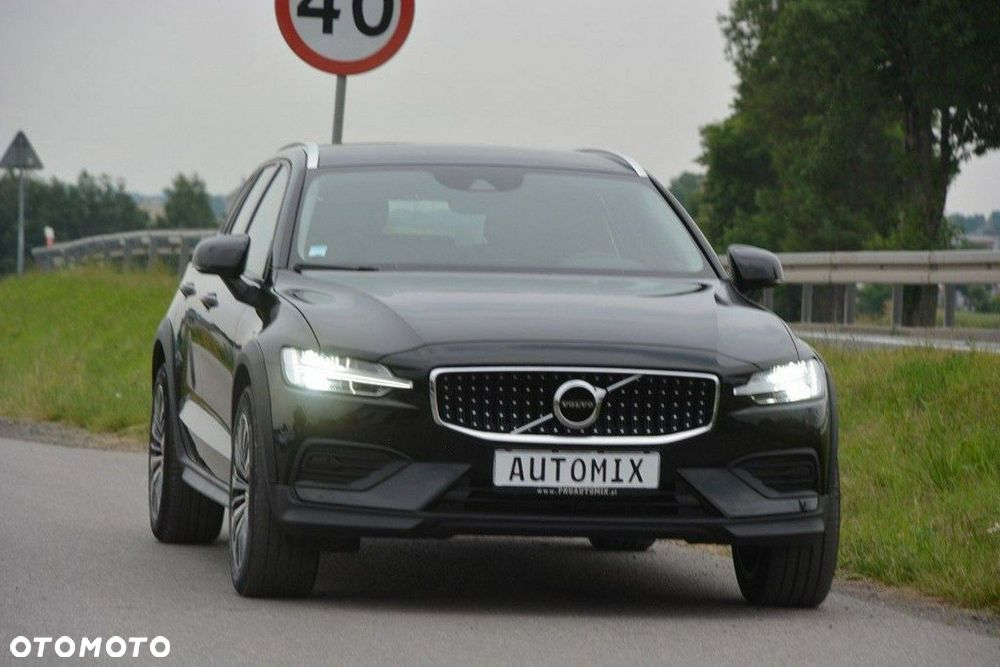 Volvo V60 Cross Country D4 AWD Geartronic - 10