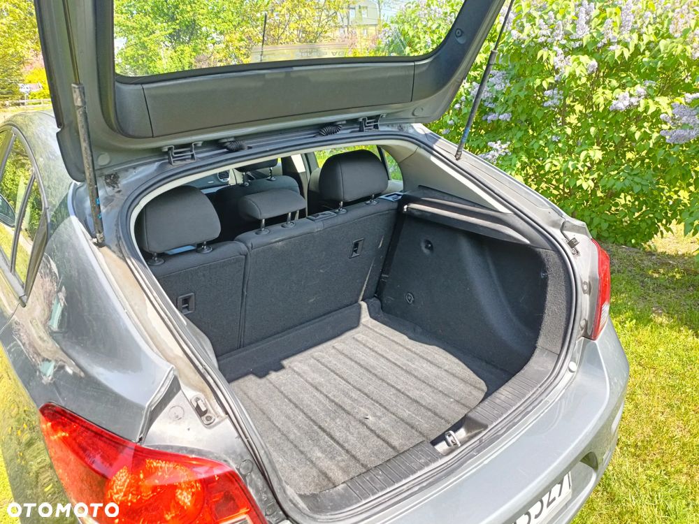 Chevrolet Cruze 1.6 LS+ - 8