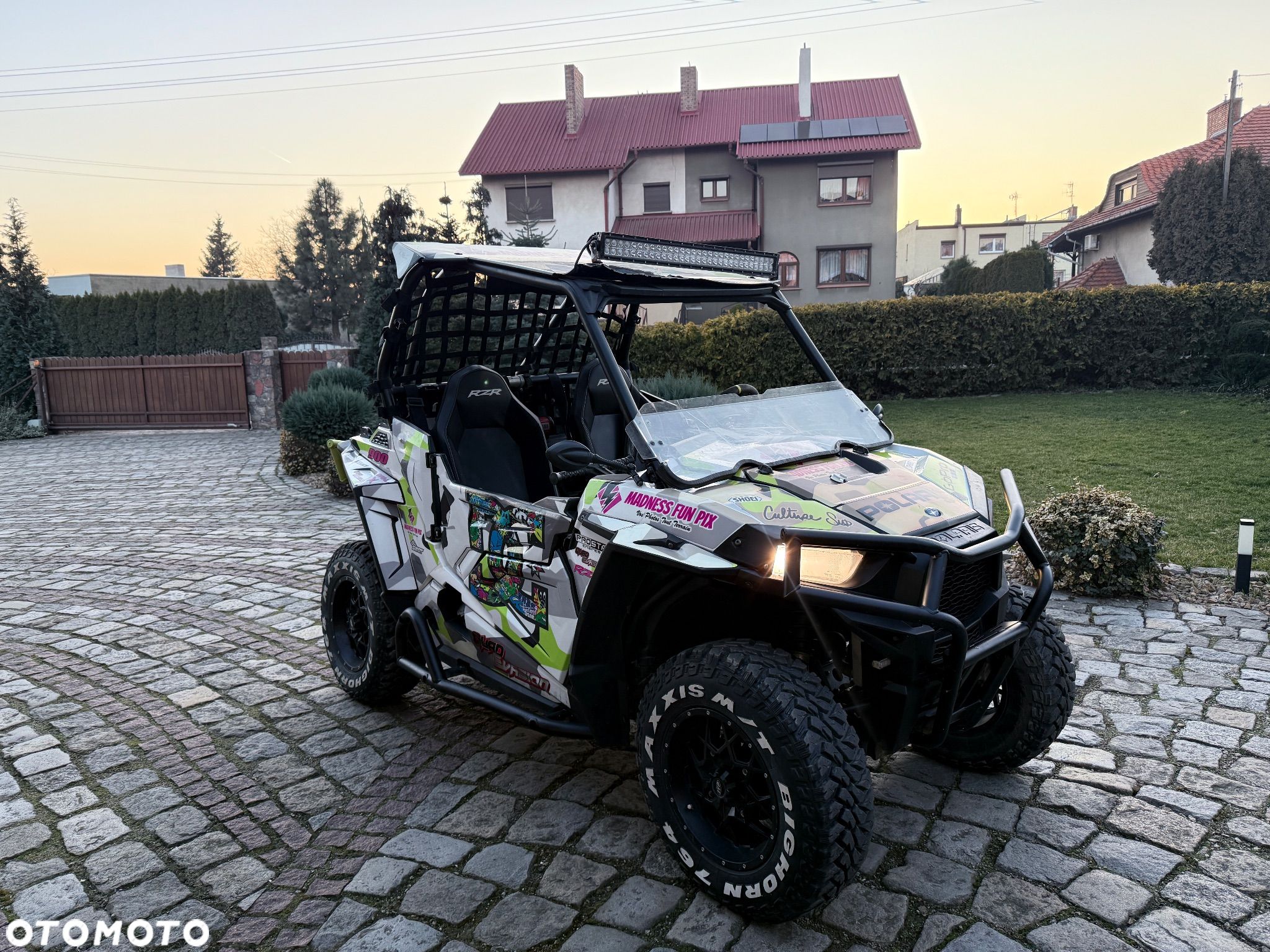 Polaris RZR - 1