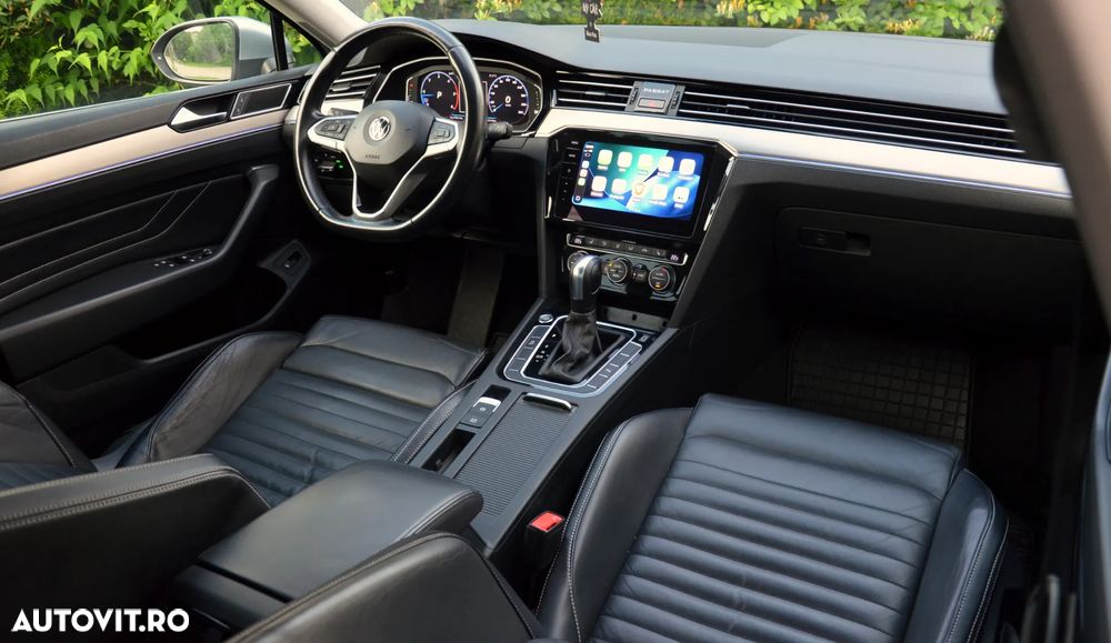 Volkswagen Passat - 21