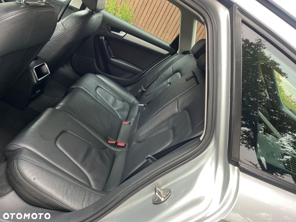 Audi A4 Avant - 15