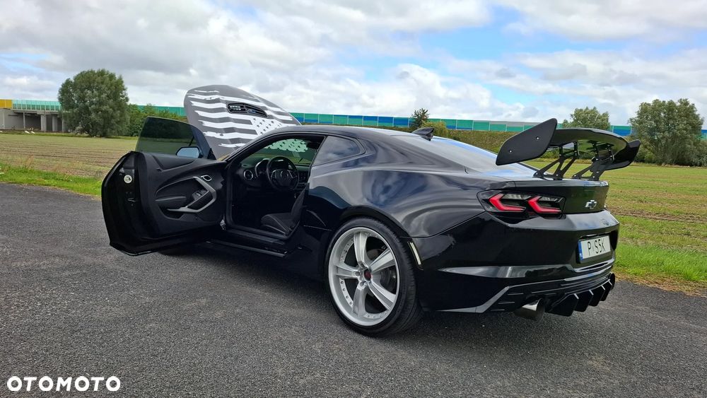 Chevrolet Camaro - 12