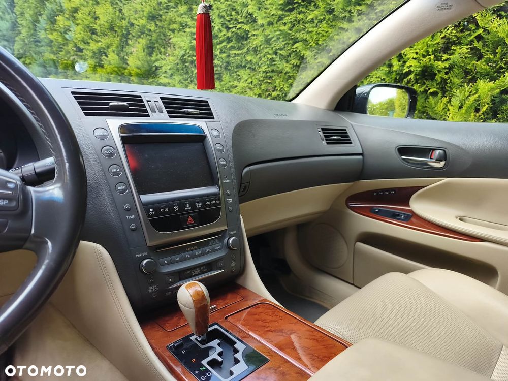 Lexus GS - 6