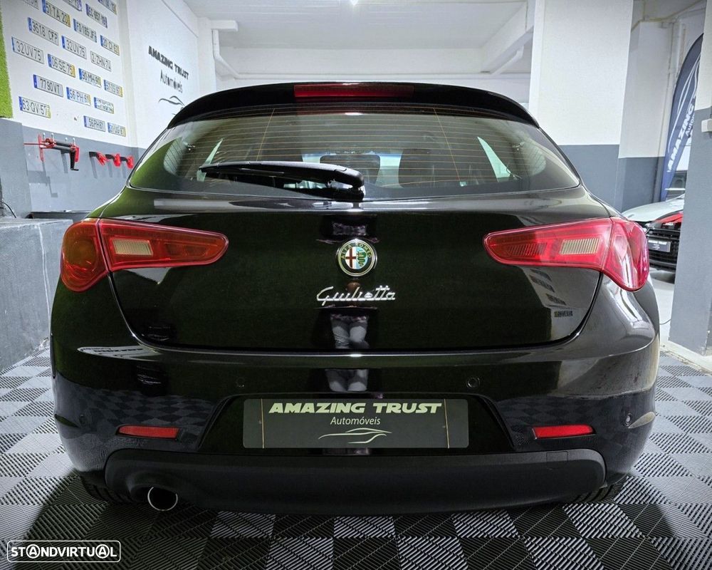 Alfa Romeo Giulietta 1.6 JTDM Distinctive - 5