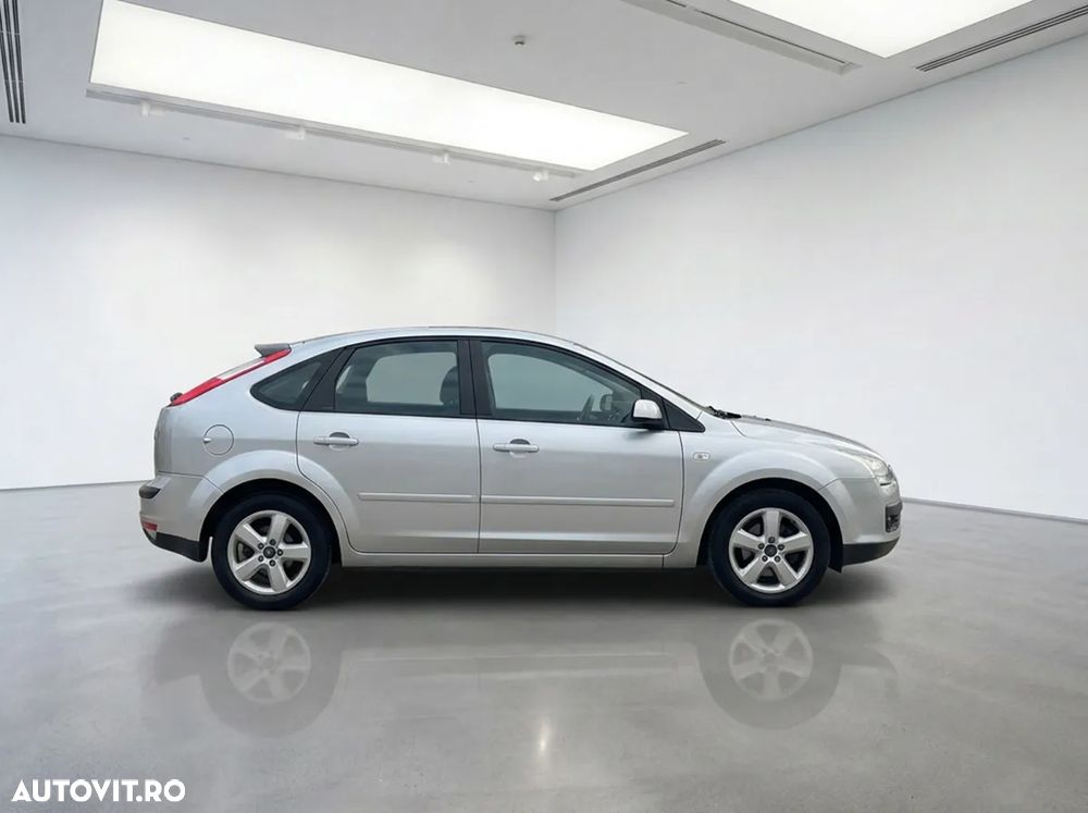 Ford Focus - 3