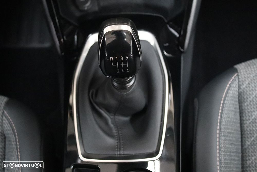 Peugeot 2008 1.2 PureTech Allure - 15