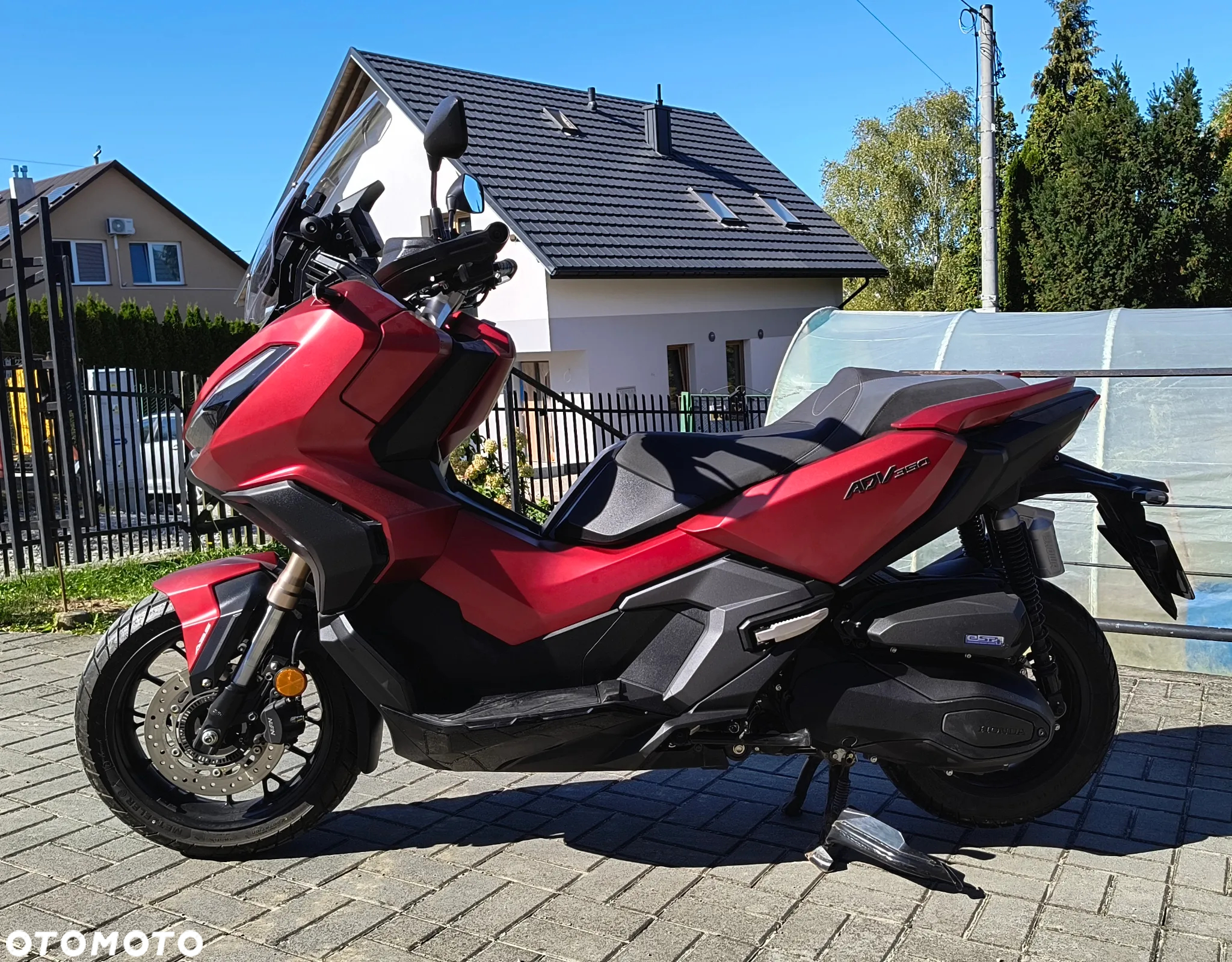 Honda ADV350 - 5