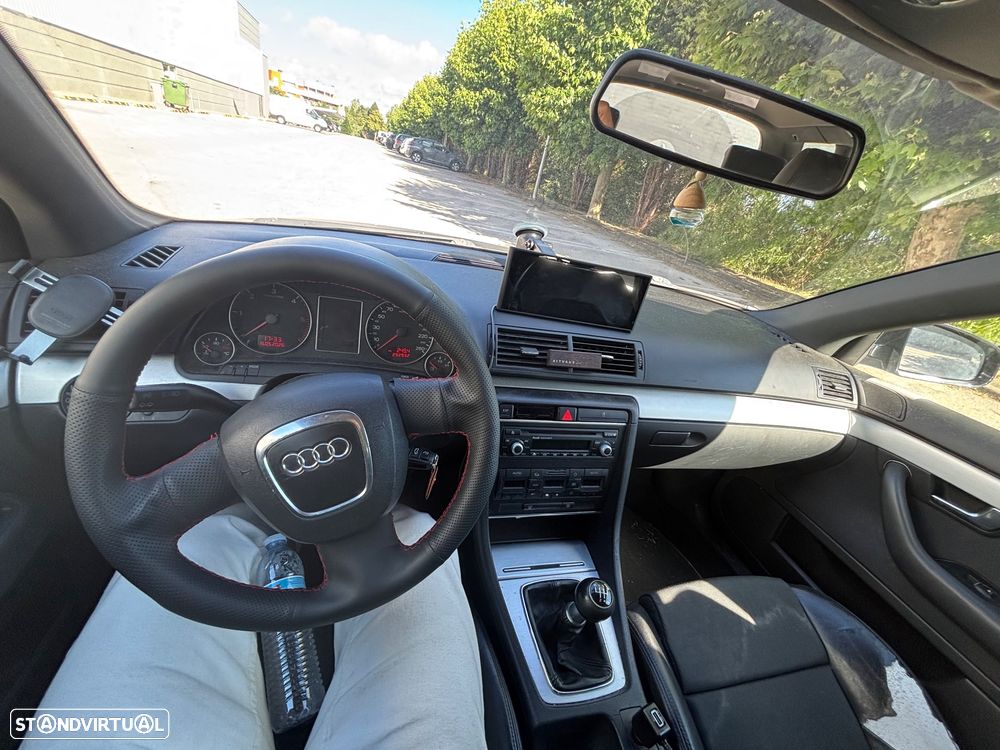 Audi A4 Avant 2.0 TDI S-line - 16