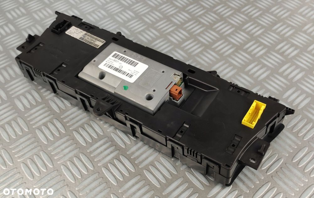 9801543880 licznik zegary prędkościomierz CITROEN C4 PICASSO NAVI EUROPA - 9