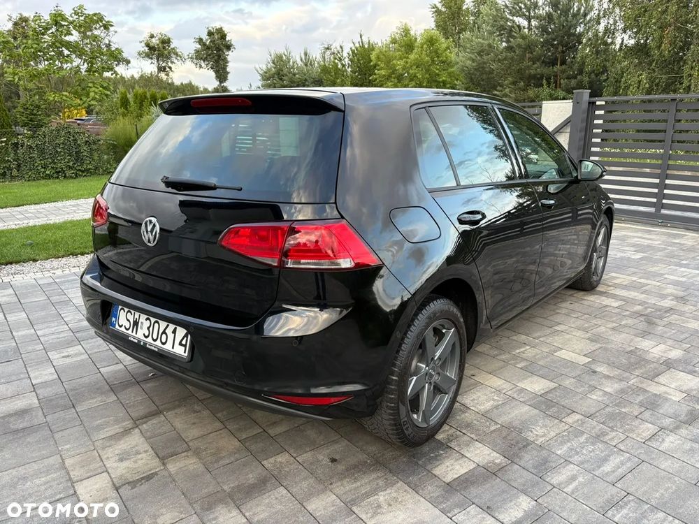 Volkswagen Golf 1.2 TSI BMT Trendline Perfectline - 22