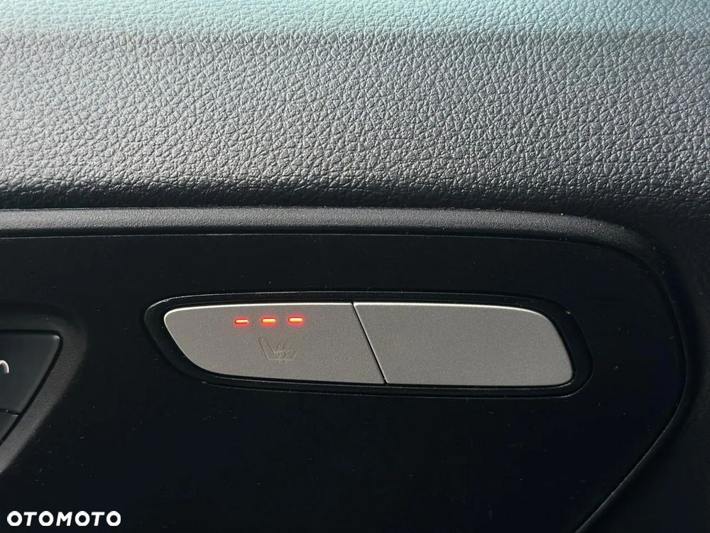 Mercedes-Benz Vito - 21