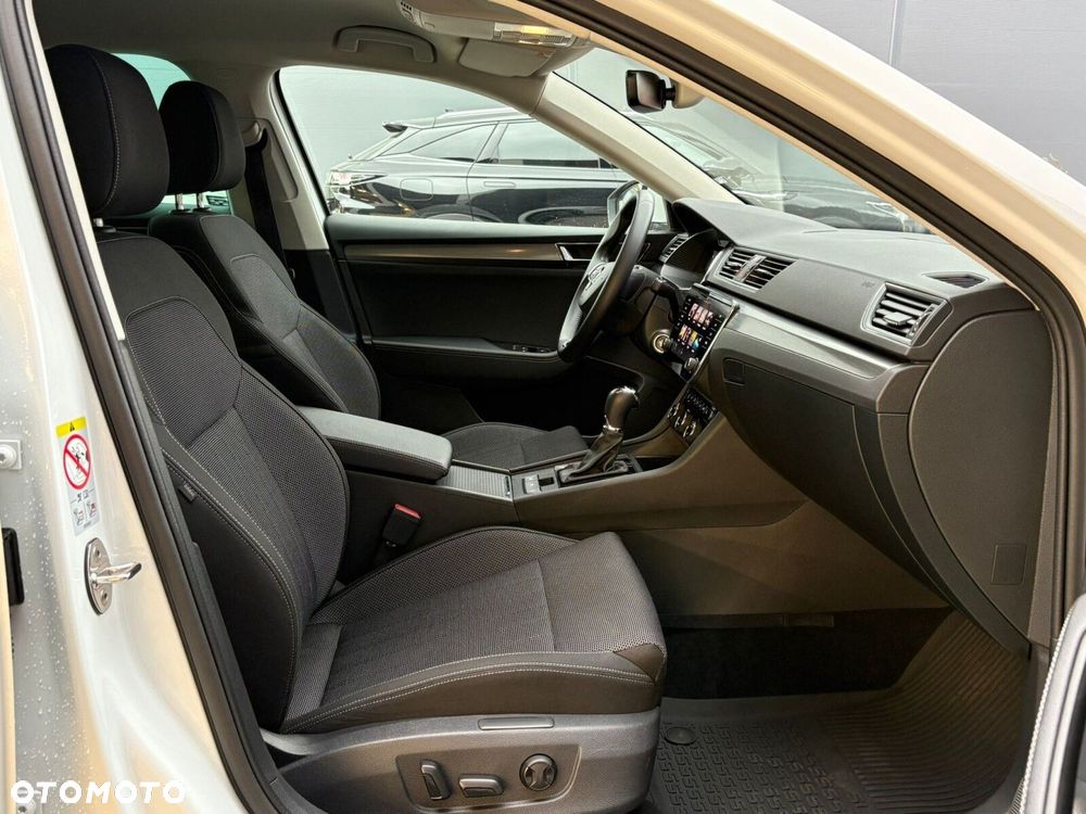 Skoda Superb 2.0 TDI SCR Style DSG - 13