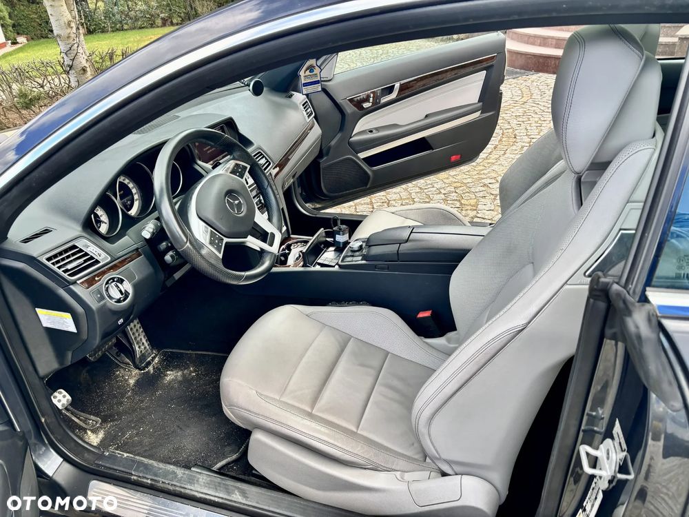 Mercedes-Benz Klasa E 500 BlueEFFICIENCY 7G-TRONIC Elegance - 10
