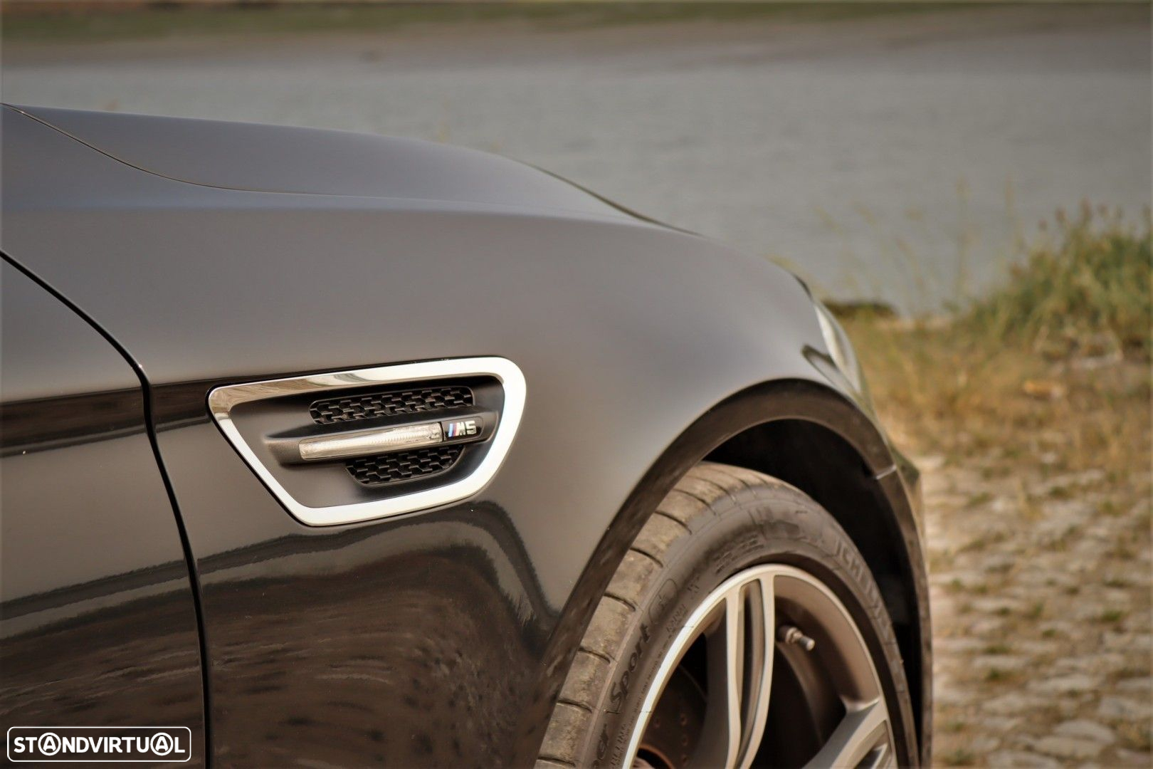 BMW M5 Standard - 23