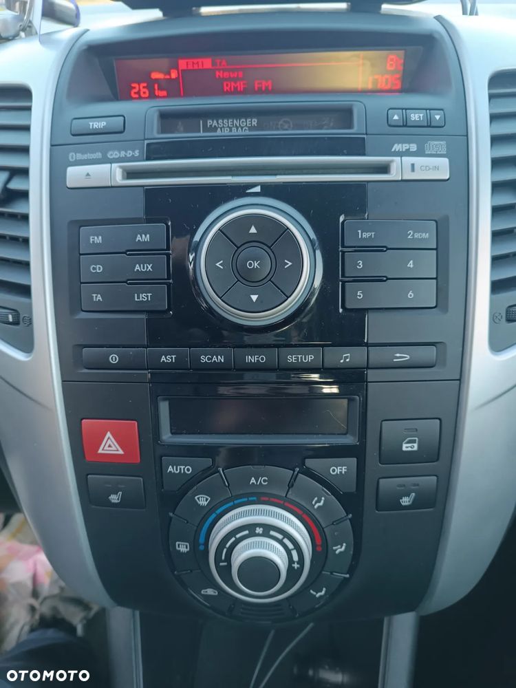 Kia Venga 1.4 Business Line - 14