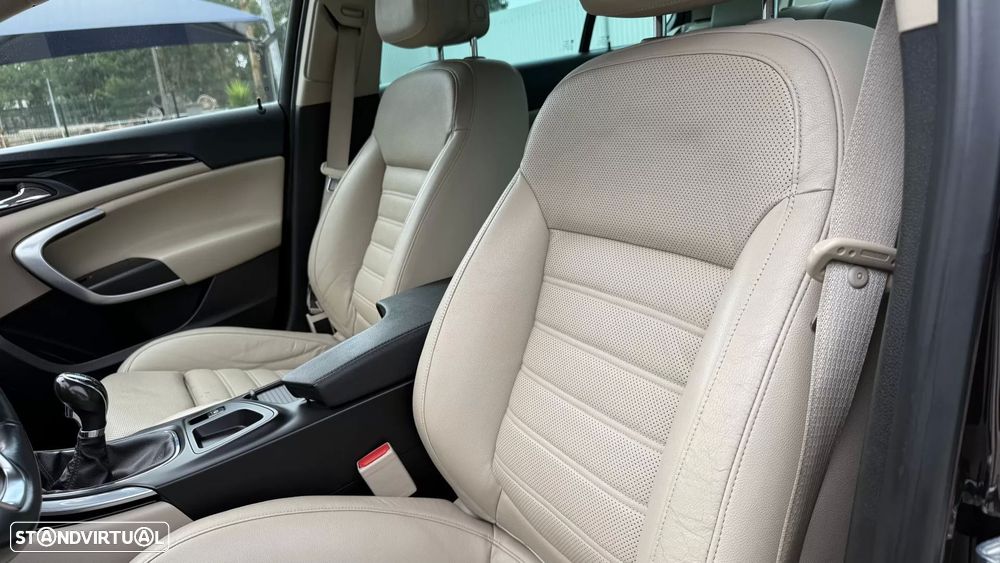 Opel Insignia 2.0 CDTI executive S/S - 42