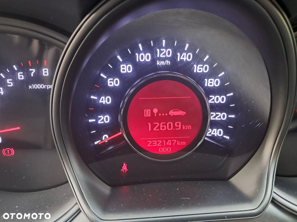 Kia Ceed 1.6 GDI L - 11