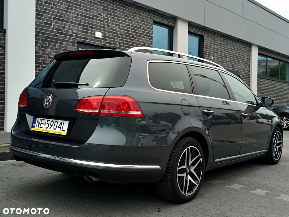 Volkswagen Passat Variant 2.0 TDI 4Motion DSG BlueMotion Tech Comfortline - 13