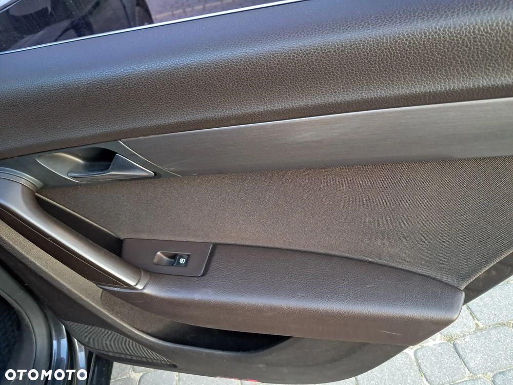 Volkswagen Passat 2.0 TDI DPF Comfortline DSG - 15