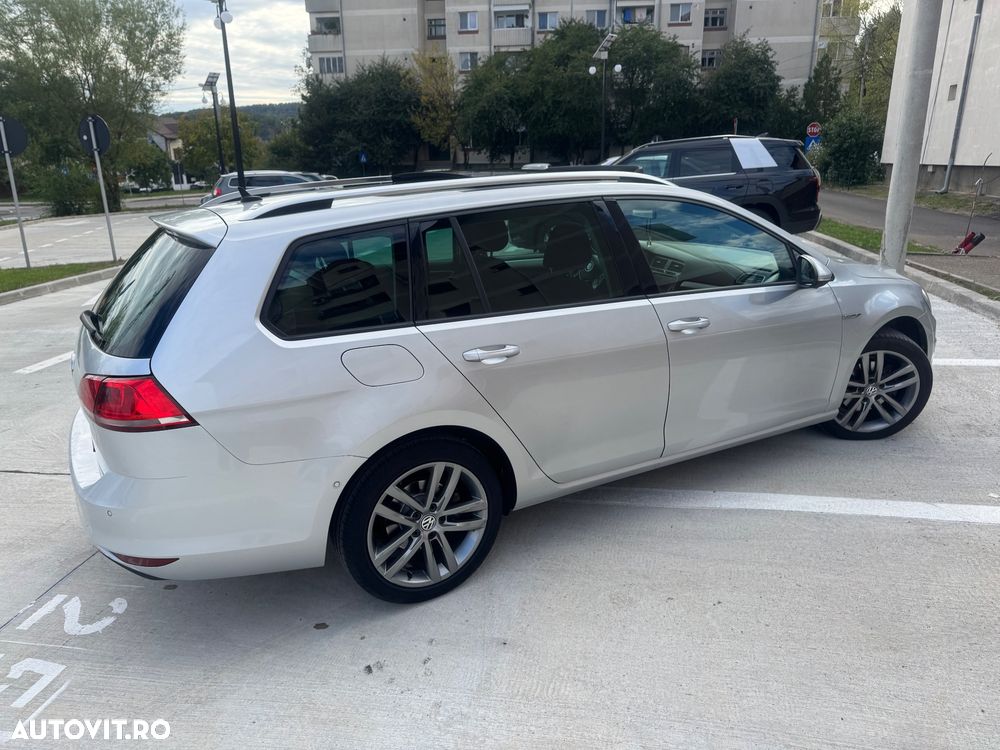 Volkswagen Golf - 5