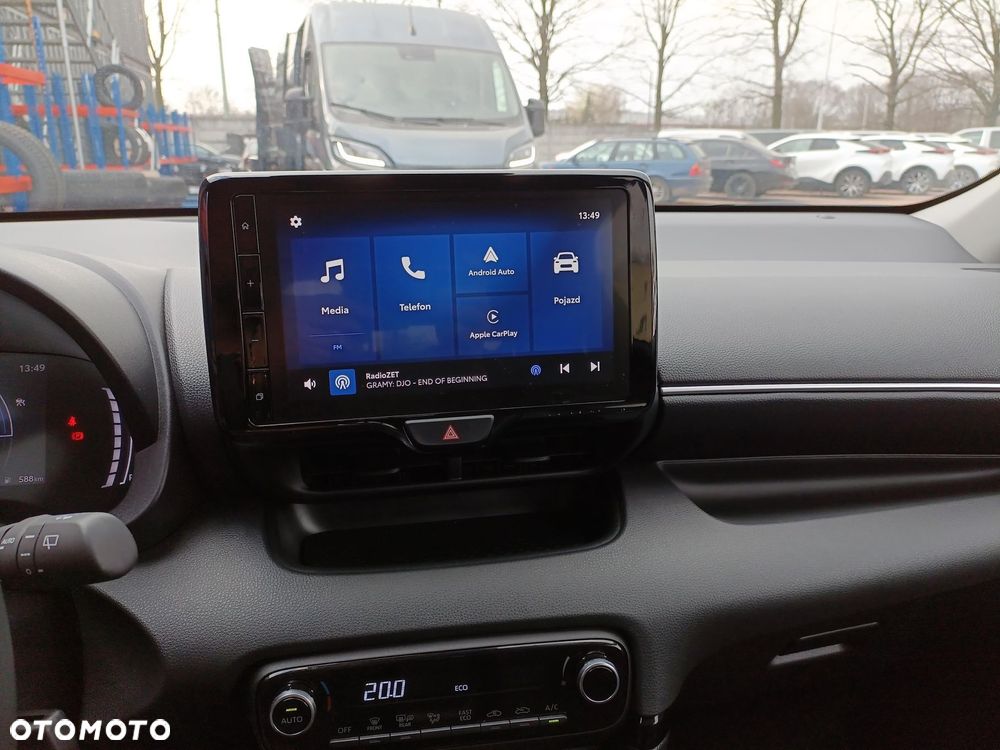 Toyota Yaris Hybrid 1.5 Style - 20