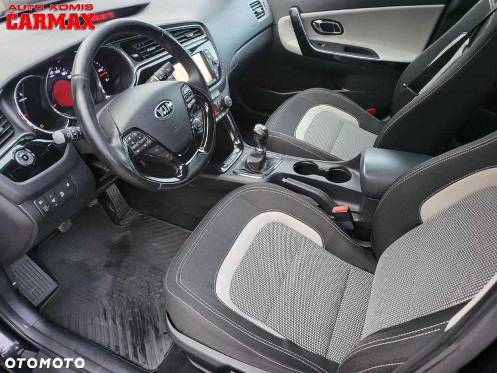 Kia Ceed 1.6 CRDi 136 ISG Platinum Edition - 29