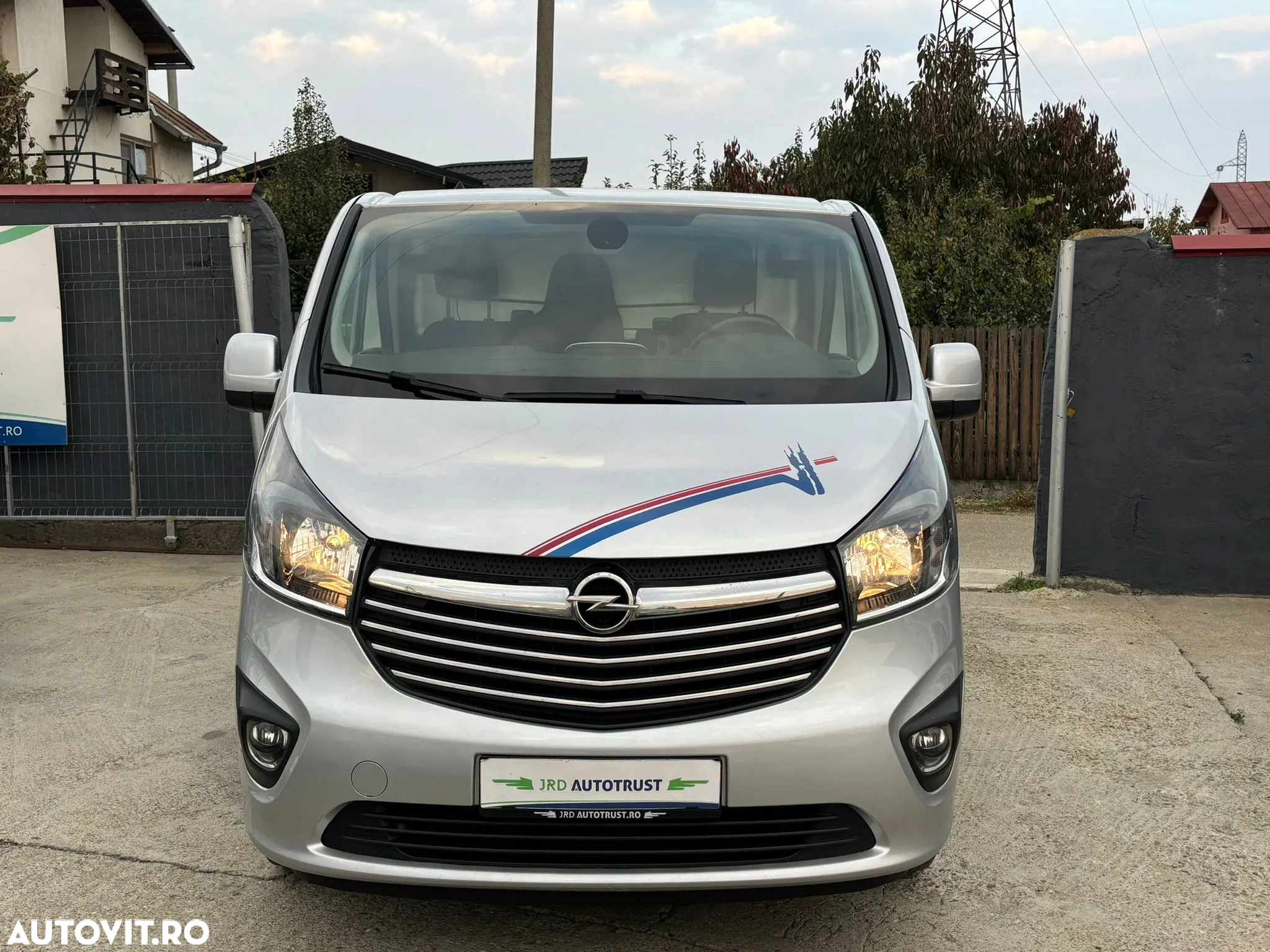 Opel VIVARO - 9