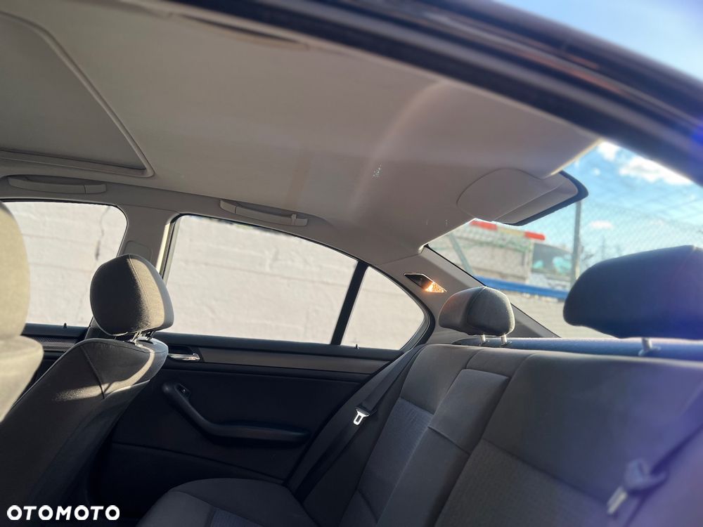 BMW Seria 3 316i Edition Sport - 14