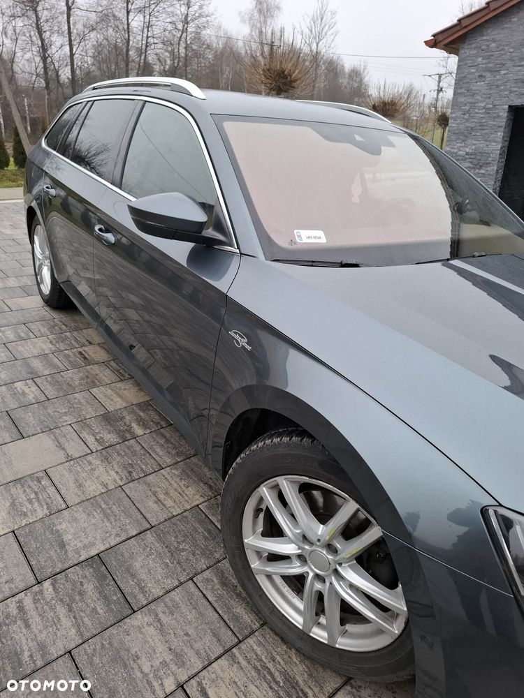 Skoda Superb 2.0 TDI 4x4 Active DSG - 20