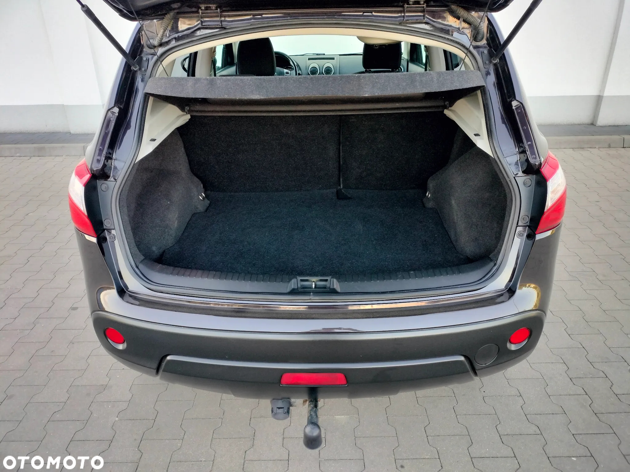 Nissan Qashqai 1.5 dCi DPF 360 - 16