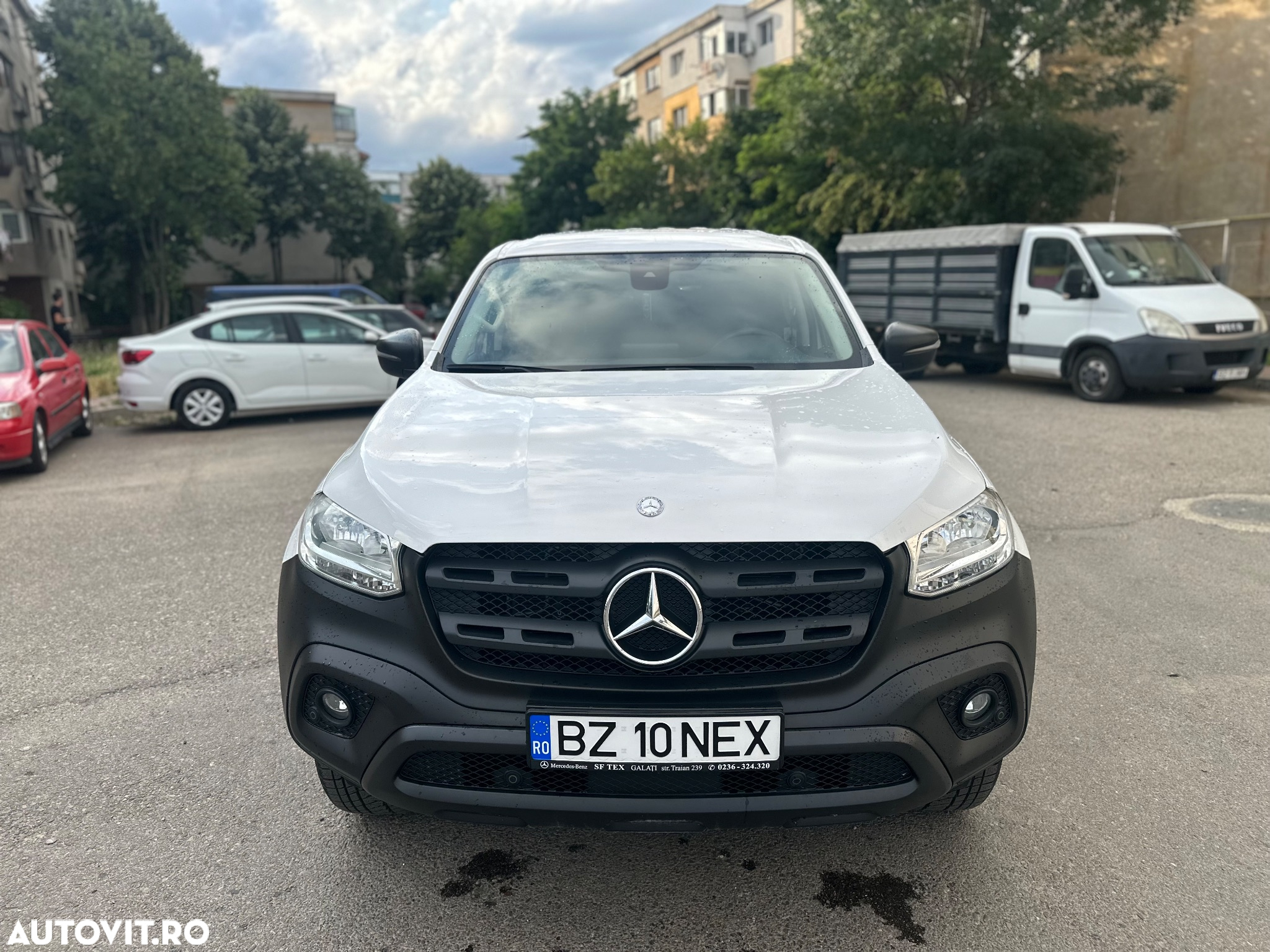 Mercedes-Benz X 220 d 4MATIC Pure - 14