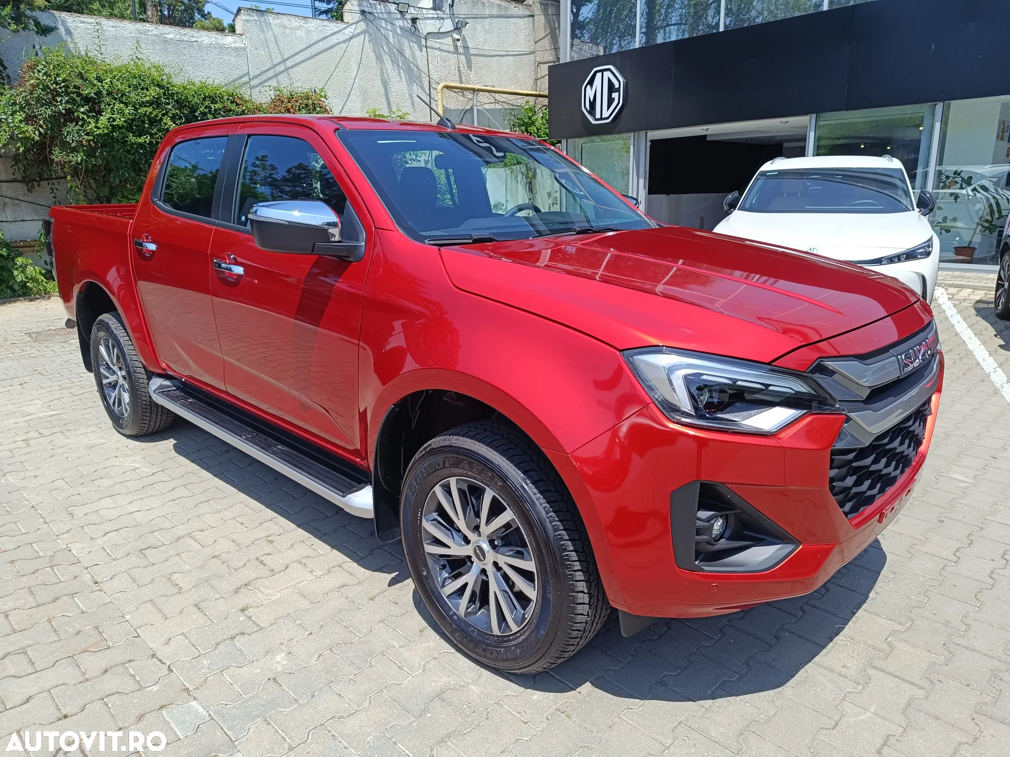 Isuzu D-Max 1.9 DSL 4x4 Double Cab 6AT Premium - 3