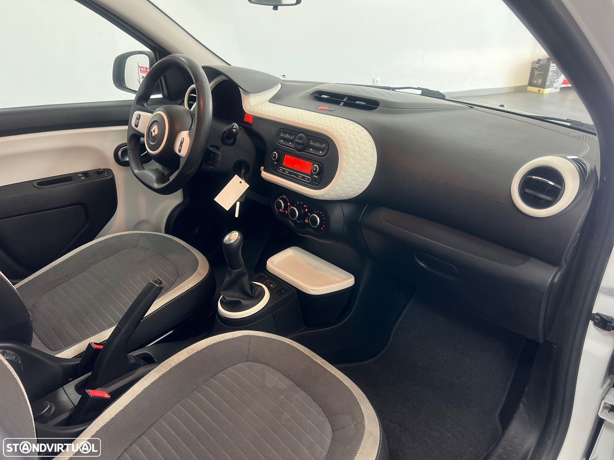 Renault Twingo 1.0 SCe Night&Day - 16